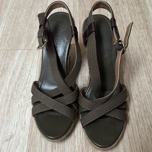 Banana Republic Women's Olive Wedge Sandals